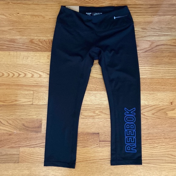 Reebok Skinny Capris - Picture 4 of 13
